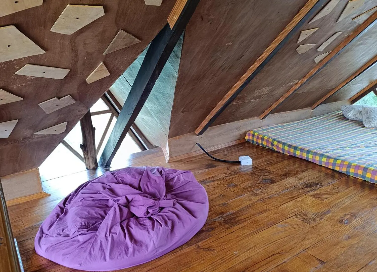 Rc Quirky Wood House Villa Nuwara Eliya